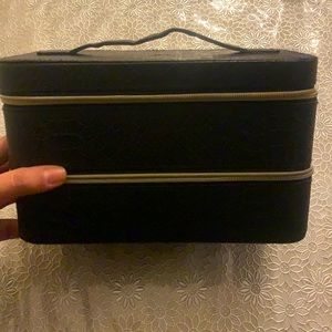 Cosmetic Carrying Case